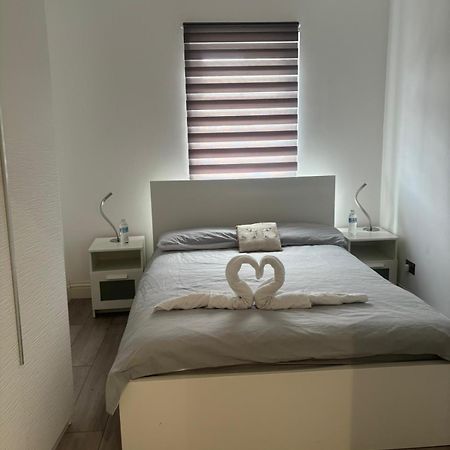 Eejs Modern London 3 Bed Flat Near Crystal Palace Stadium - Great Transport Links Norwood Exteriör bild
