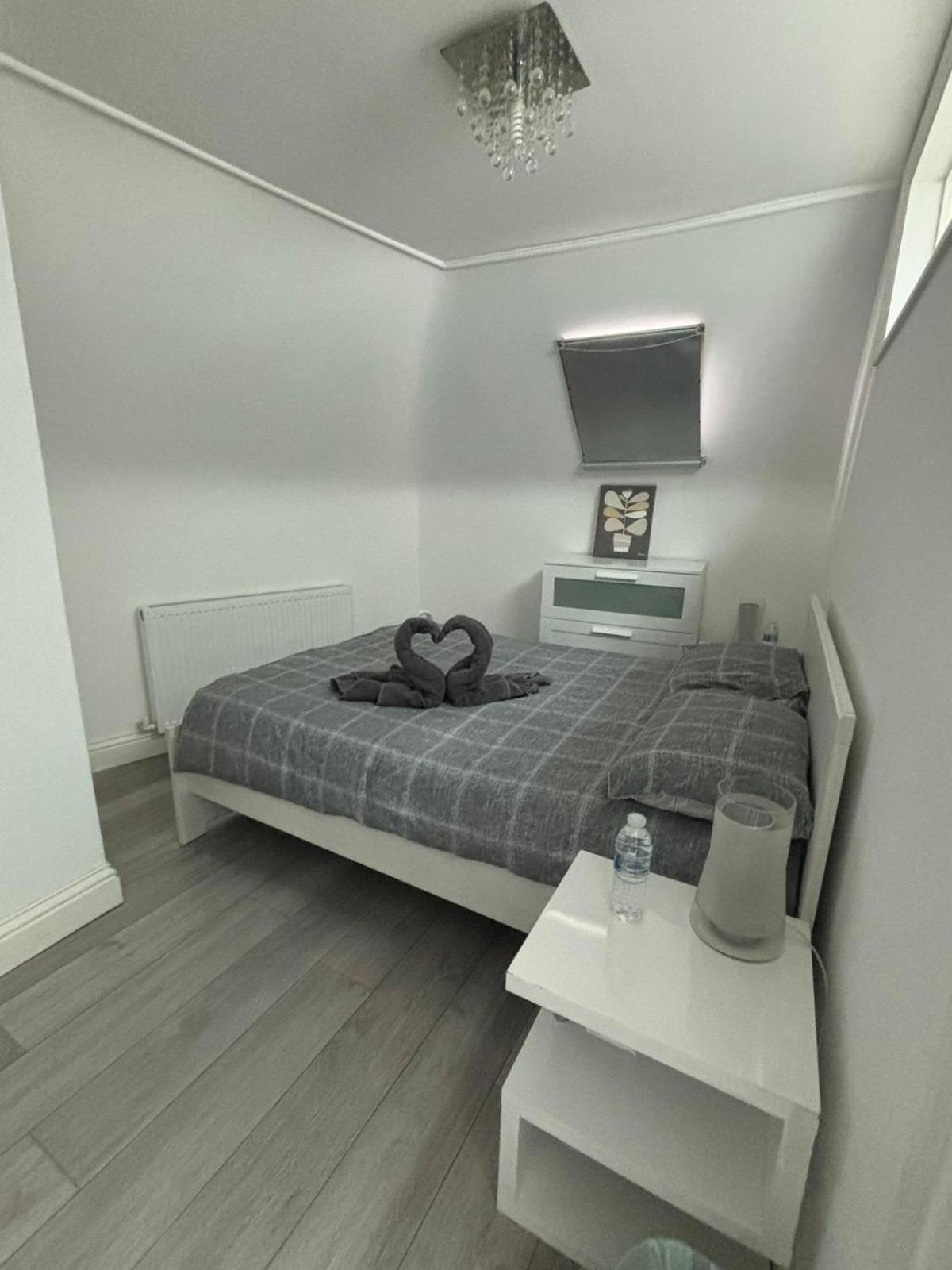 Eejs Modern London 3 Bed Flat Near Crystal Palace Stadium - Great Transport Links Norwood Exteriör bild
