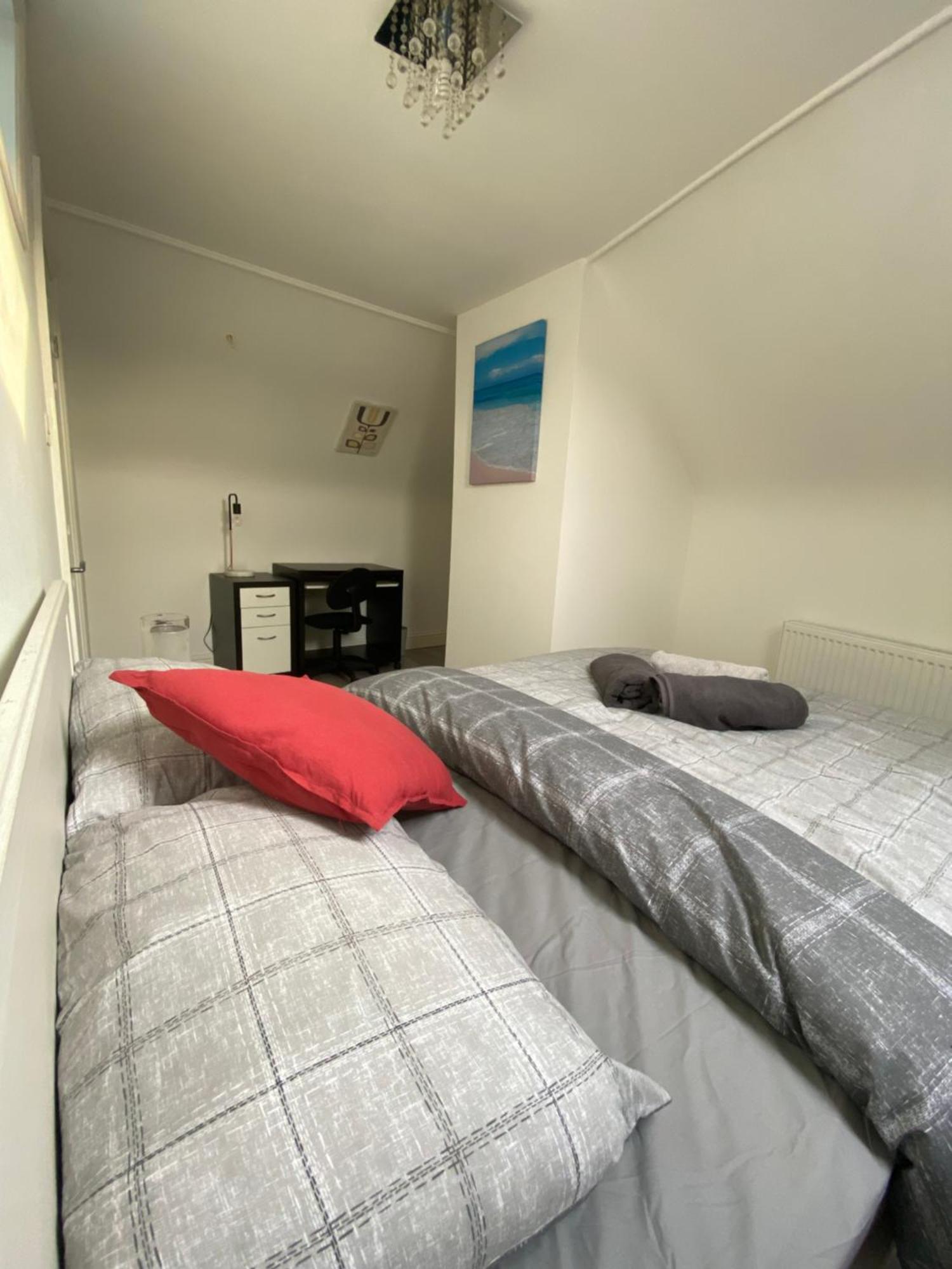 Eejs Modern London 3 Bed Flat Near Crystal Palace Stadium - Great Transport Links Norwood Exteriör bild