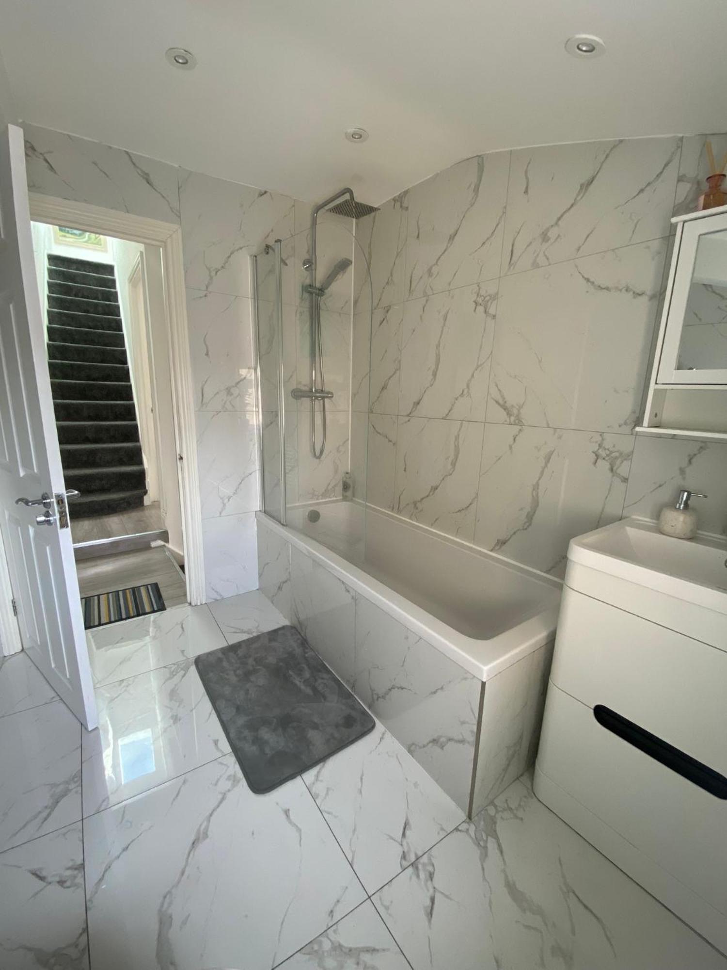 Eejs Modern London 3 Bed Flat Near Crystal Palace Stadium - Great Transport Links Norwood Exteriör bild